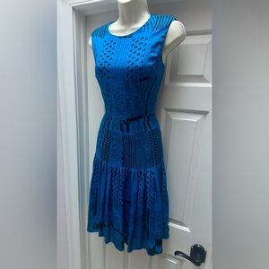 $2590 Oscar De La Renta 100% Silk Blue Black Dress. Made In Italy.